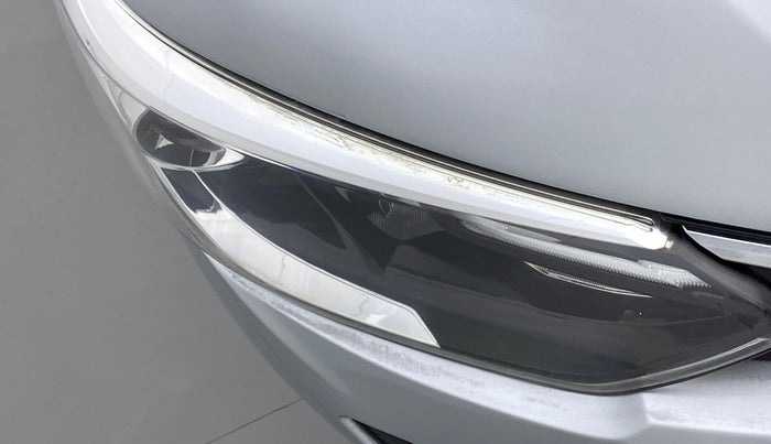 2018 Toyota YARIS V CVT, Petrol, Automatic, 32,523 km, Right headlight - Minor scratches