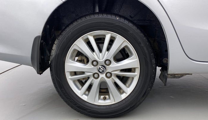 2018 Toyota YARIS V CVT, Petrol, Automatic, 32,523 km, Right Rear Wheel