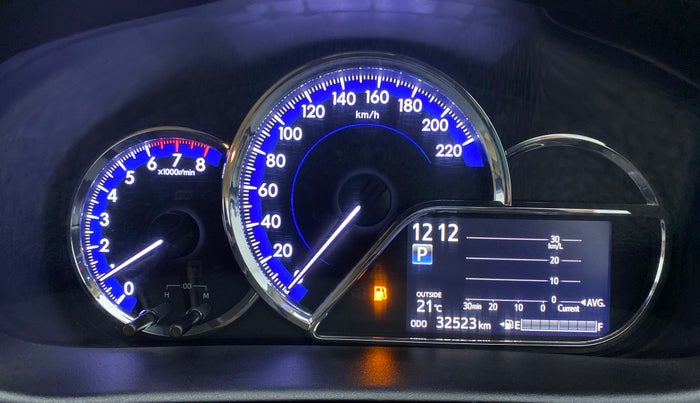 2018 Toyota YARIS V CVT, Petrol, Automatic, 32,523 km, Odometer Image