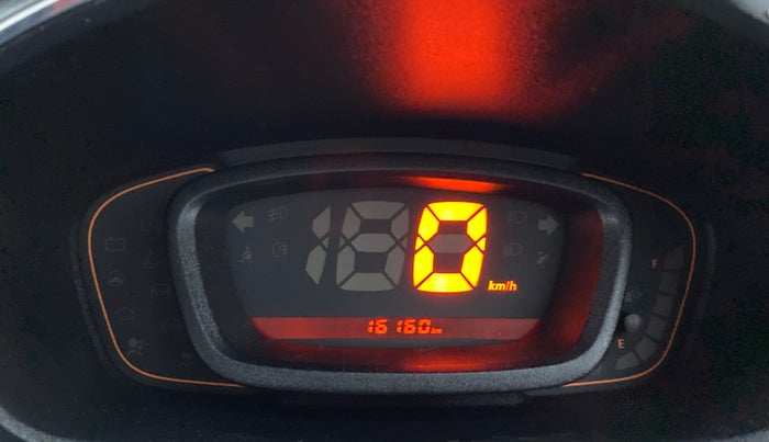 2018 Renault Kwid RXT Opt, Petrol, Manual, 16,320 km, Odometer Image