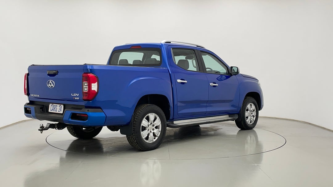 Right Back Diagonal (45- Degree) View