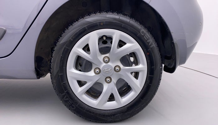 2017 Hyundai Grand i10 SPORTZ O 1.2, Petrol, Manual, 28,872 km, Left Rear Wheel