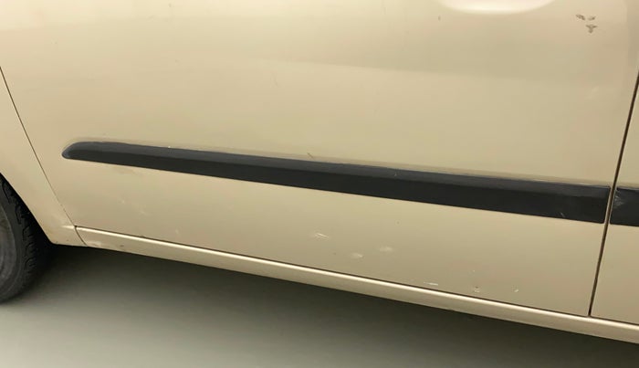 2010 Hyundai i10 SPORTZ 1.2, Petrol, Manual, 74,924 km, Front passenger door - Minor scratches