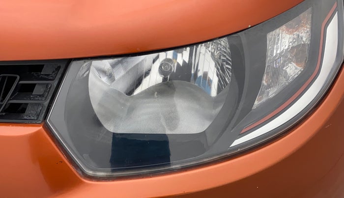 2016 Mahindra Kuv100 K4+ 6 STR, Petrol, Manual, 31,564 km, Left headlight - Headlight not working