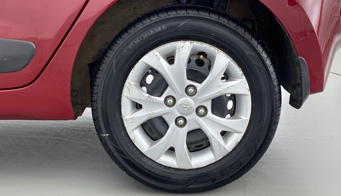 2016 Hyundai Grand i10 SPORTZ 1.2 KAPPA VTVT, Petrol, Manual, 35,320 km, Left Rear Wheel