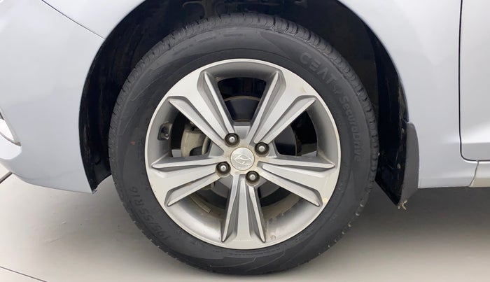 2019 Hyundai Verna 1.6 VTVT SX (O) AT, Petrol, Automatic, 49,045 km, Left Front Wheel