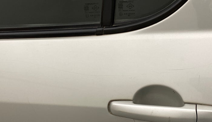 2014 Maruti Swift ZDI, Diesel, Manual, 58,196 km, Rear left door - Minor scratches