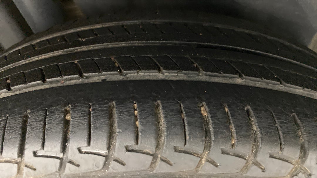 Right Rear Tyre Tread