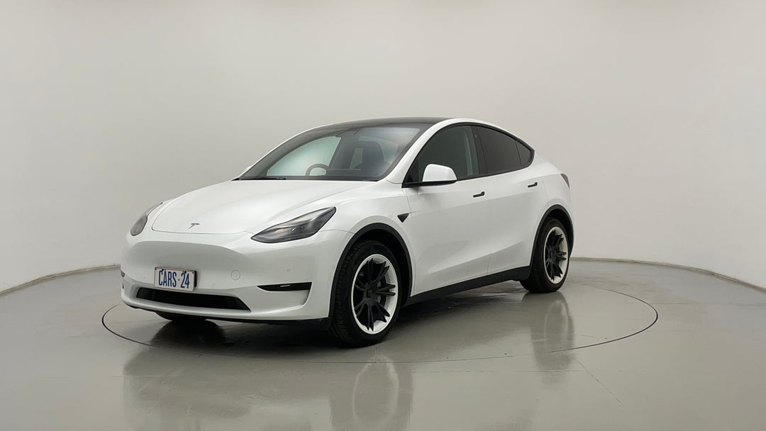 Left Front Diagonal (45- Degree) View