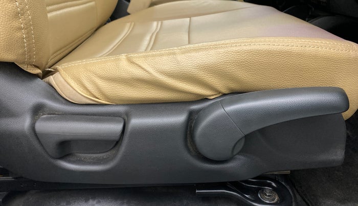 2019 Honda Jazz VX  1.2, Petrol, Manual, 38,691 km, Driver Side Adjustment Panel