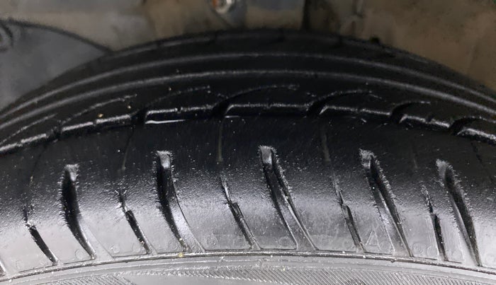 2018 Honda Amaze 1.5 SMT O I DTEC, Diesel, Manual, 58,531 km, Left Front Tyre Tread