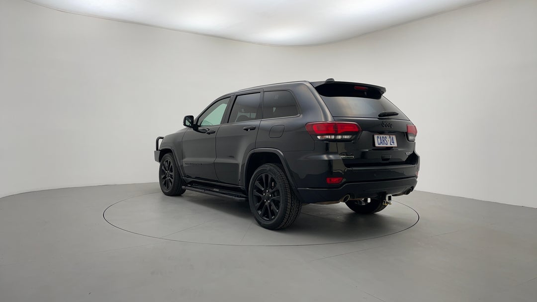 Left Back Diagonal (45- Degree) View