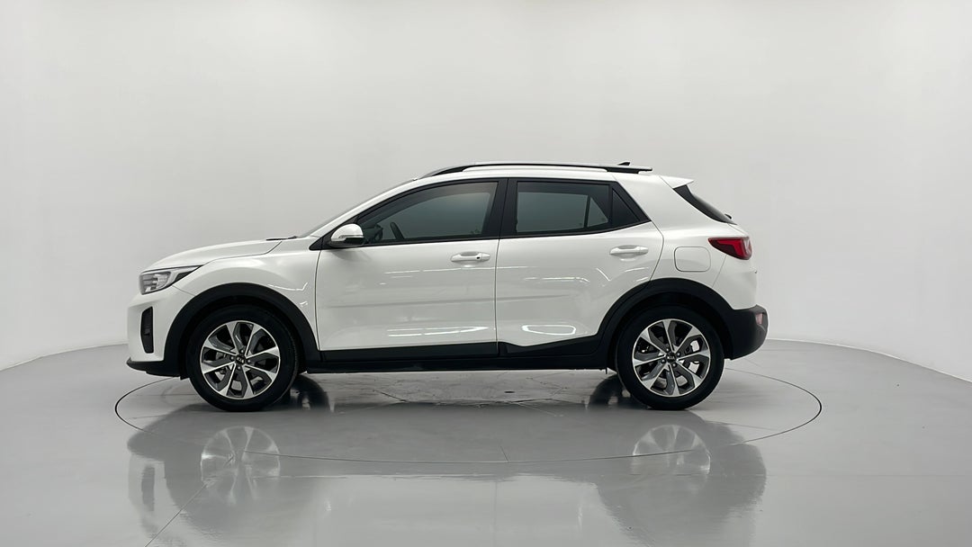 2020 Kia Stonic Sport, Automatic, 23993 km, Left Side View