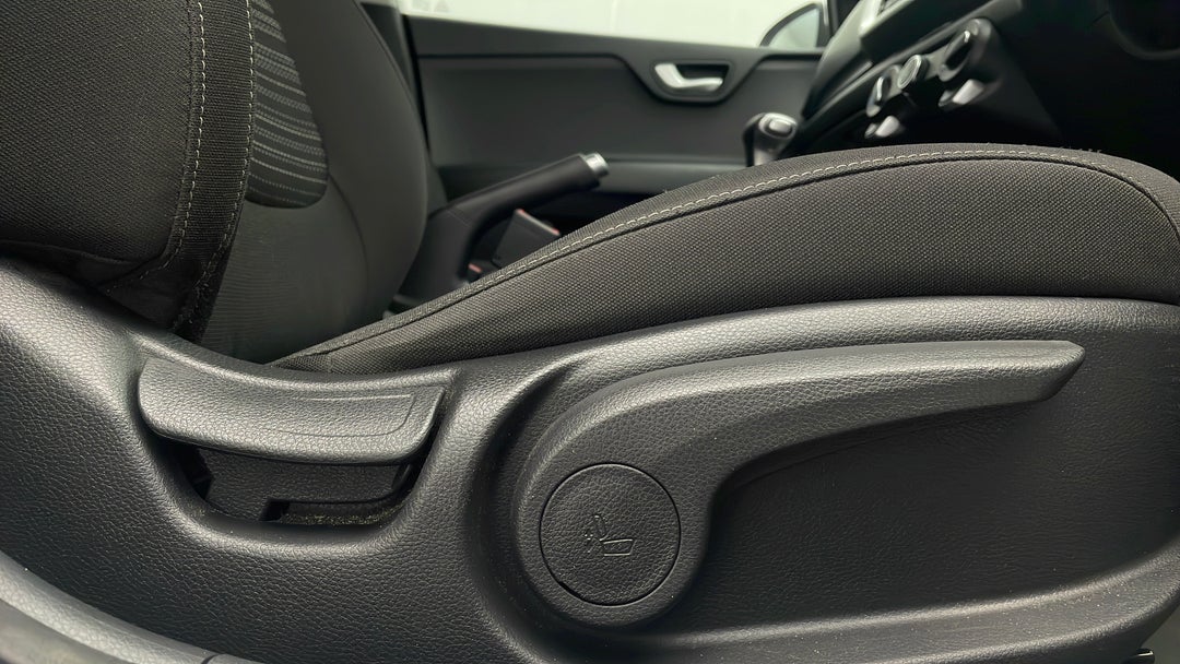 2020 Kia Stonic Sport, Automatic, 23993 km, Drivers Side Adjustment Panel