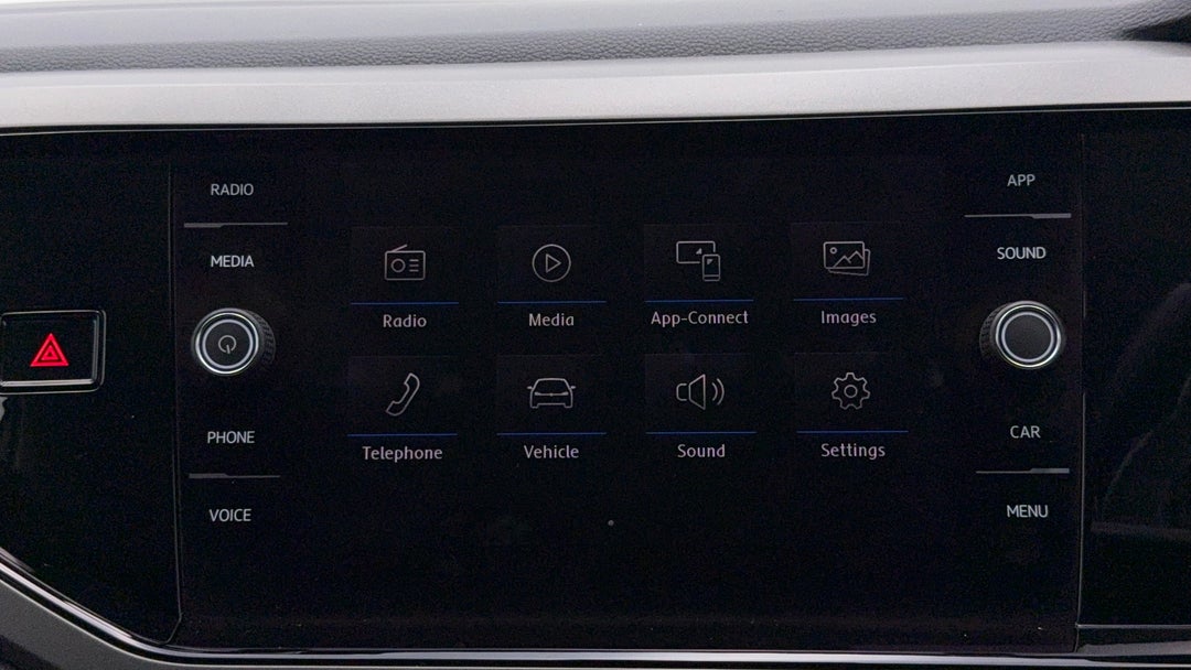 2018 Volkswagen Polo 85tsi Comfortline, Automatic, 52021 km, Infotainment System