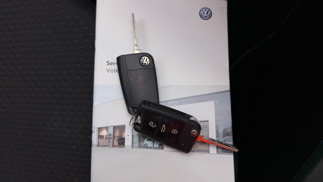 2018 Volkswagen Polo 85tsi Comfortline, Automatic, 52021 km, Key Close-up