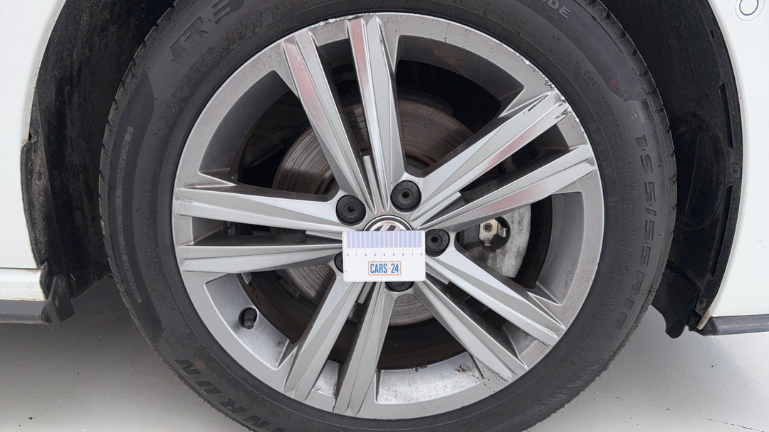 2018 Volkswagen Polo 85tsi Comfortline, Automatic, 52021 km, Wheels Rim Front RHS Gutter Rash