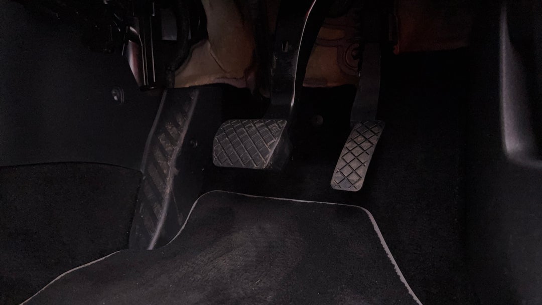 2018 Volkswagen Polo 85tsi Comfortline, Automatic, 52021 km, Pedals and Footmat