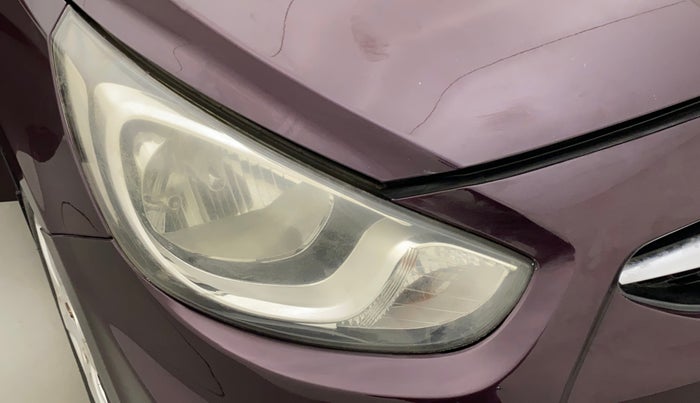 2013 Hyundai Verna FLUIDIC 1.6 VTVT EX, Petrol, Manual, 89,944 km, Right headlight - Minor scratches