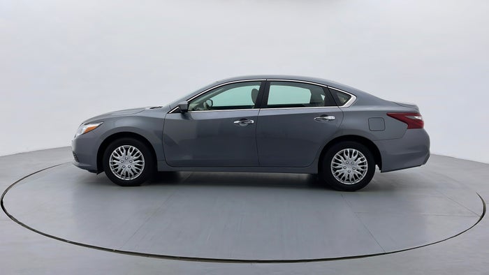 NISSAN ALTIMA-Left Side View