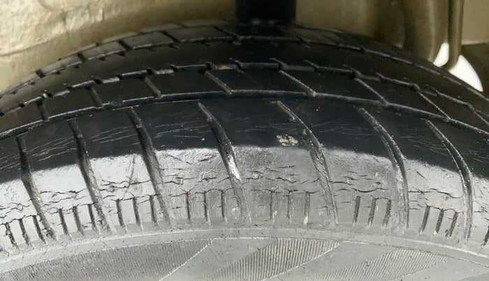 2016 Maruti Celerio ZXI AMT, Petrol, Automatic, 22,794 km, Left Rear Tyre Tread