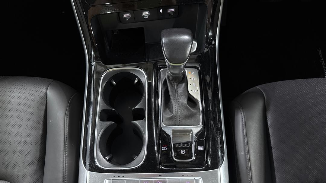 2023 Kia Carnival Special Edition, Automatic, 42096 km, Gear Lever 