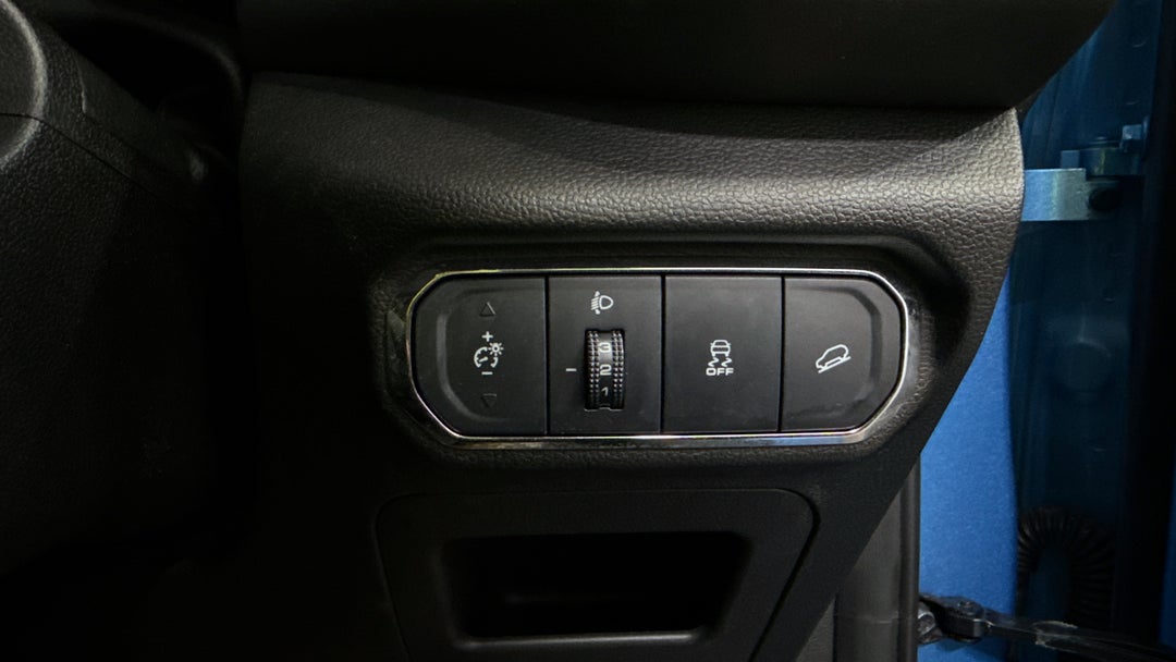 2021 GWM Haval Jolion Lux, Automatic, 47639 km, Utility Switches/Buttons