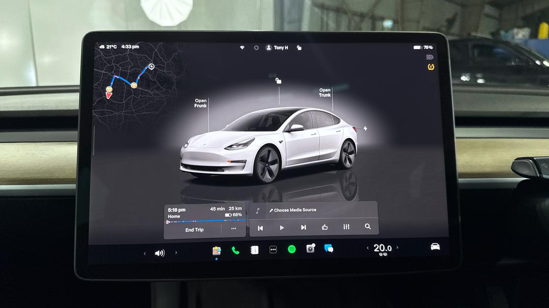 2022 Tesla Model 3 Rear-wheel Drive, Automatic, 43842 km, Infotainment System