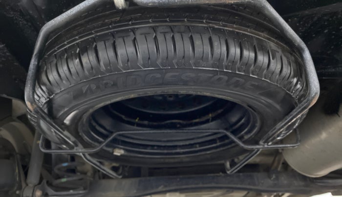 2019 Maruti XL6 ALPHA SHVS  MT, Petrol, Manual, 33,070 km, Spare Tyre