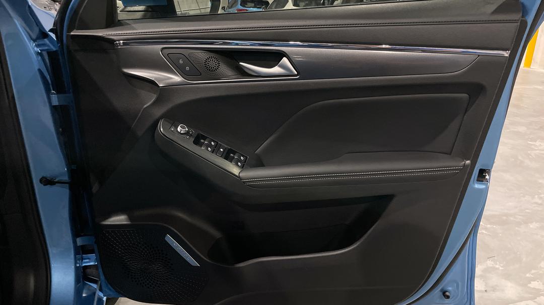 2023 GWM Haval Jolion Ultra, Automatic, 12924 km, Speaker View