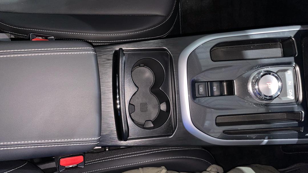 2023 GWM Haval Jolion Ultra, Automatic, 12924 km, Center Console