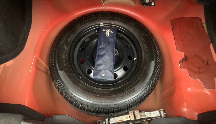 2014 Maruti Swift Dzire VDI BS IV, Diesel, Manual, 80,868 km, Spare Tyre