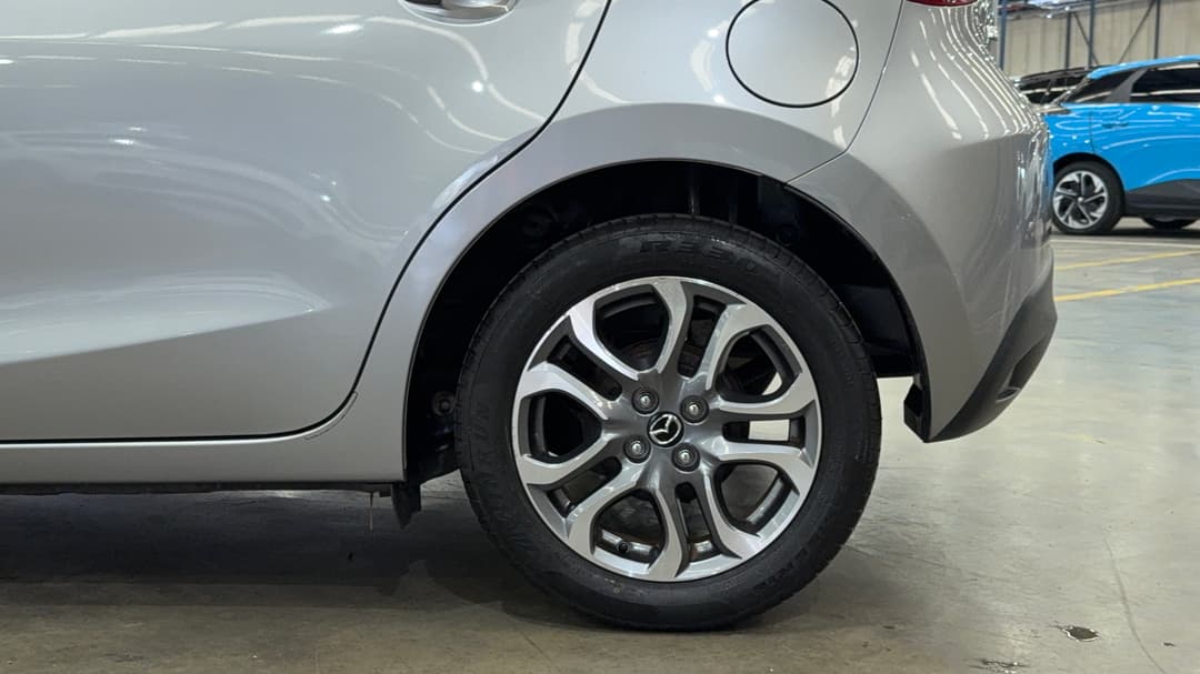 2017 Mazda Mazda2 Gt, Automatic, 64844 km, Left Rear Wheel