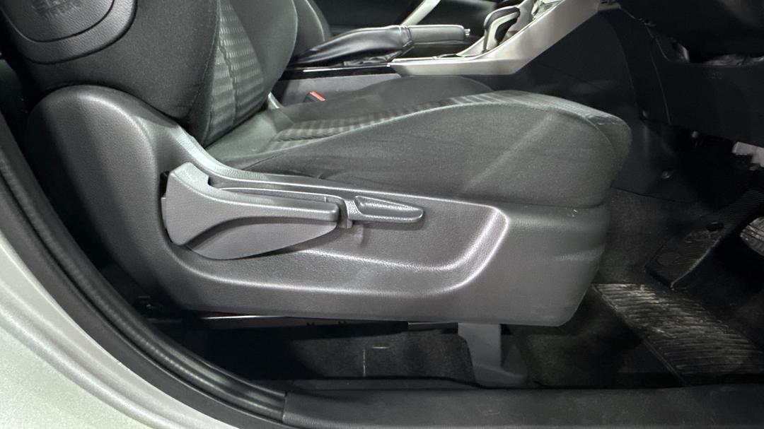 2024 Mitsubishi Eclipse Cross Es (2WD), Automatic, 24141 km, Drivers Side Adjustment Panel