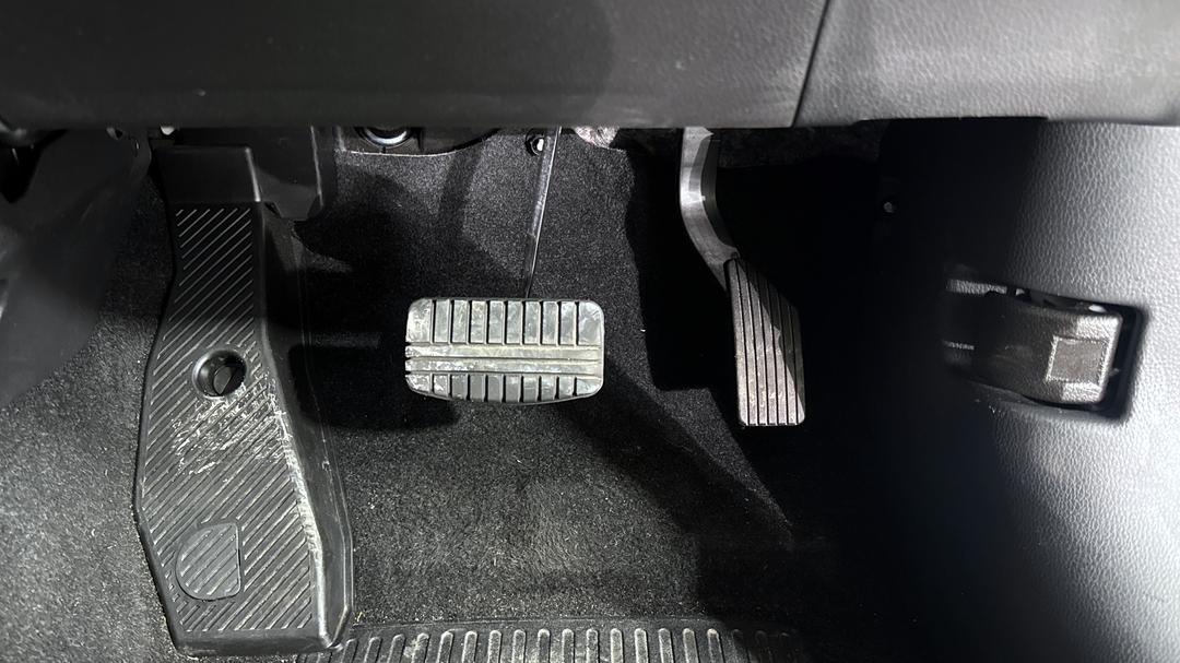 2024 Mitsubishi Eclipse Cross Es (2WD), Automatic, 24141 km, Pedals and Footmat