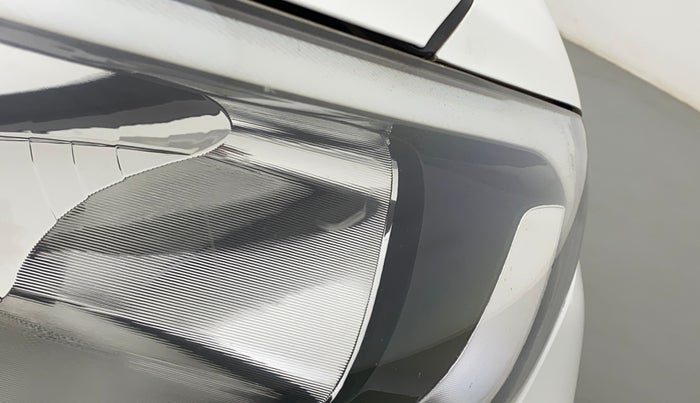 2017 Hyundai Elite i20 SPORTZ 1.2, Petrol, Manual, 41,659 km, Right headlight - Minor scratches