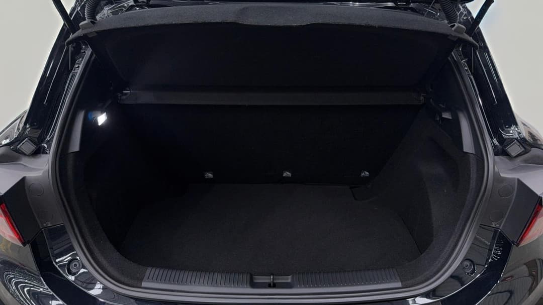 2024 MG Mg3 Essence, Automatic, 20703 km, Boot Inside View