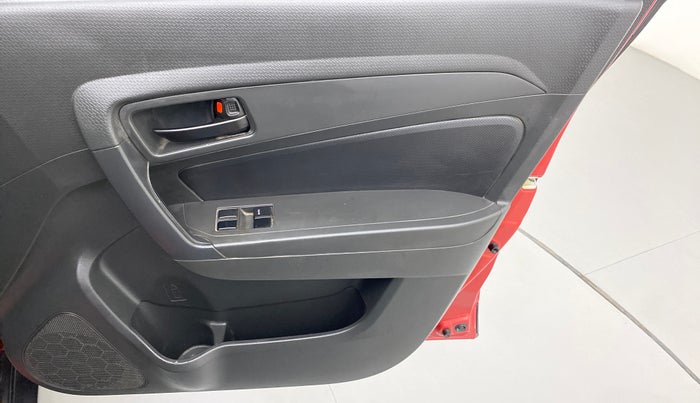 2016 Maruti Vitara Brezza LDI OPT, Diesel, Manual, 30,501 km, Driver Side Door Panels Control