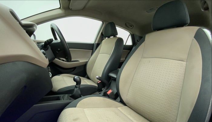 2015 Hyundai Elite i20 MAGNA 1.2, Petrol, Manual, 61,799 km, Right Side Front Door Cabin