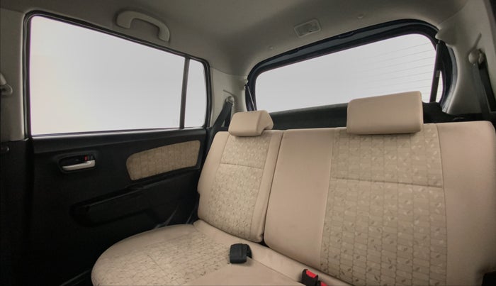 2018 Maruti Wagon R 1.0 VXI, Petrol, Manual, 16,634 km, Right Side Rear Door Cabin