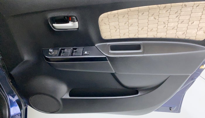 2018 Maruti Wagon R 1.0 VXI, Petrol, Manual, 16,634 km, Driver Side Door Panels Control