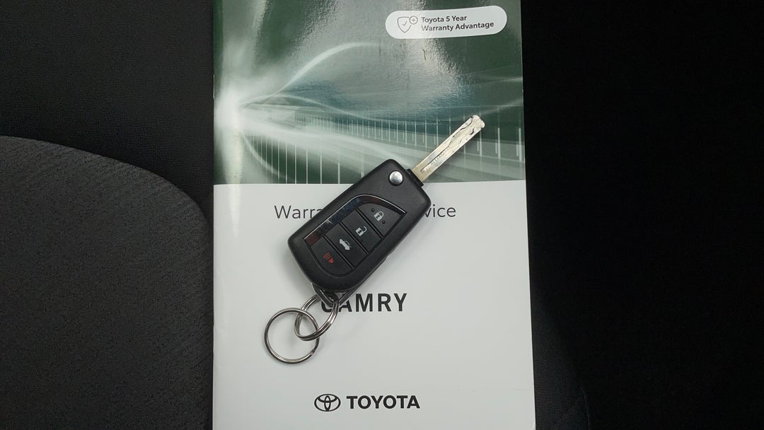 2022 Toyota Camry Ascent, Automatic, 67234 km, Key Close-up