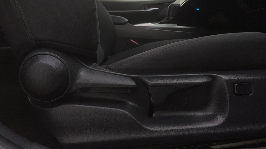 2022 Toyota Camry Ascent, Automatic, 67234 km, Drivers Side Adjustment Panel