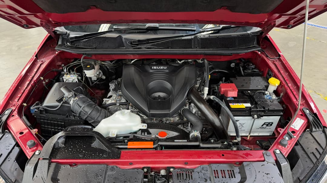 2023 Isuzu MU-X Ls-t (4x4), Automatic, 72468 km, Open Bonnet (Engine)