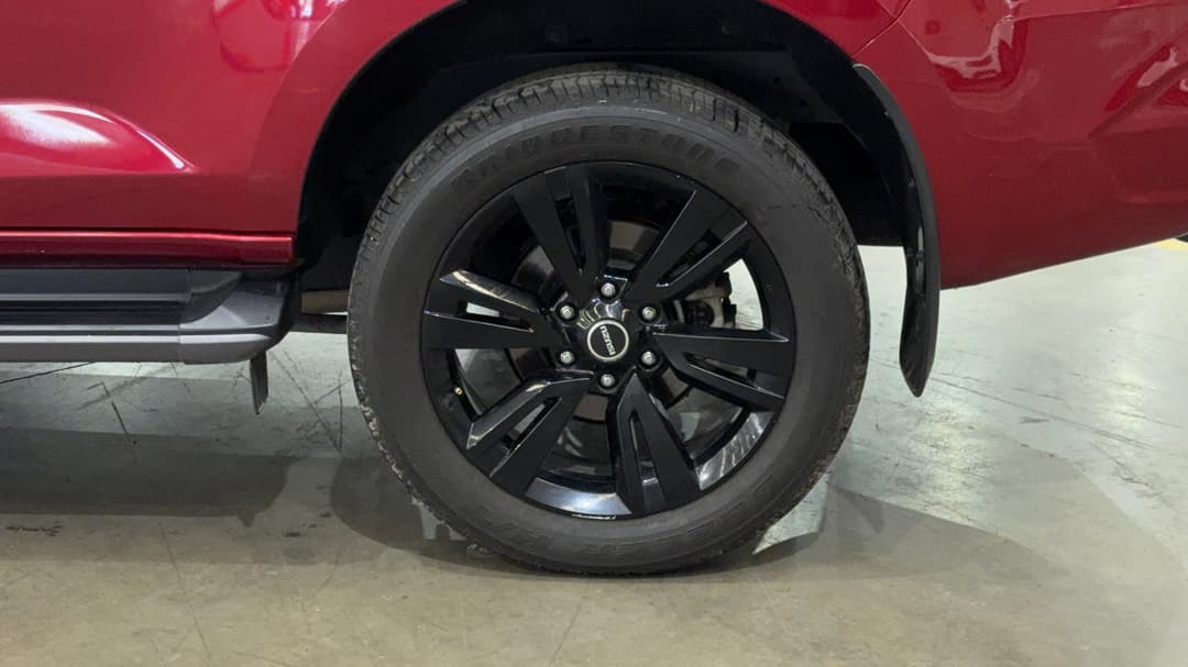 2023 Isuzu MU-X Ls-t (4x4), Automatic, 72468 km, Left Rear Wheel