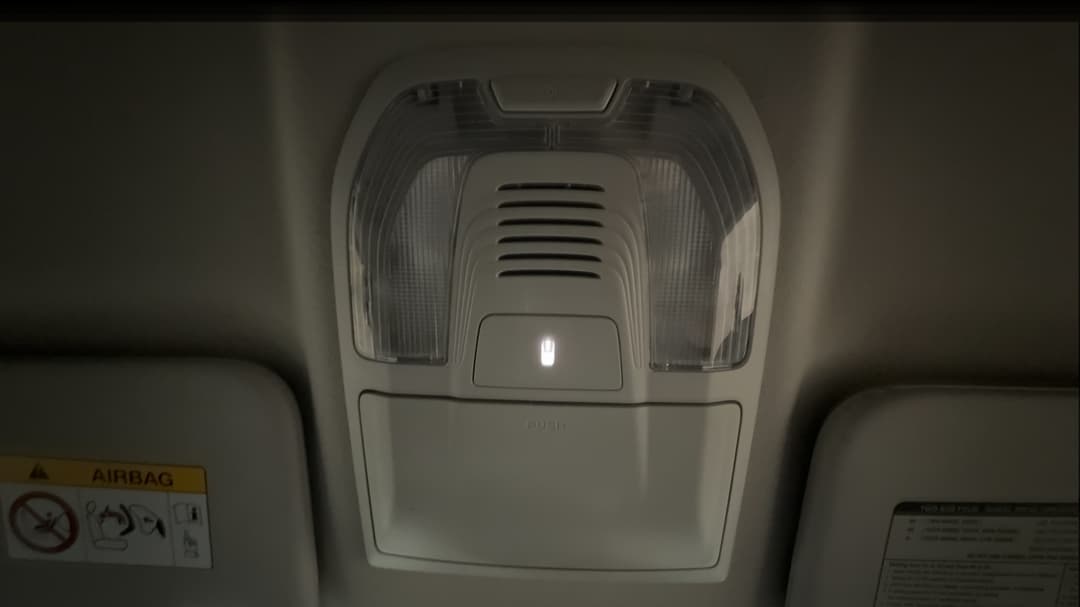 2023 Isuzu MU-X Ls-t (4x4), Automatic, 72468 km, On-Roof Controls/Sunglass holder