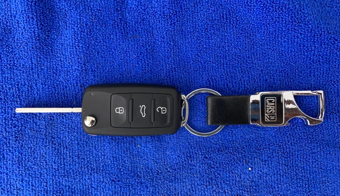 2018 Volkswagen Vento HIGHLINE PLUS 1.5 16 ALLOY, Diesel, Manual, 98,579 km, Key Close Up