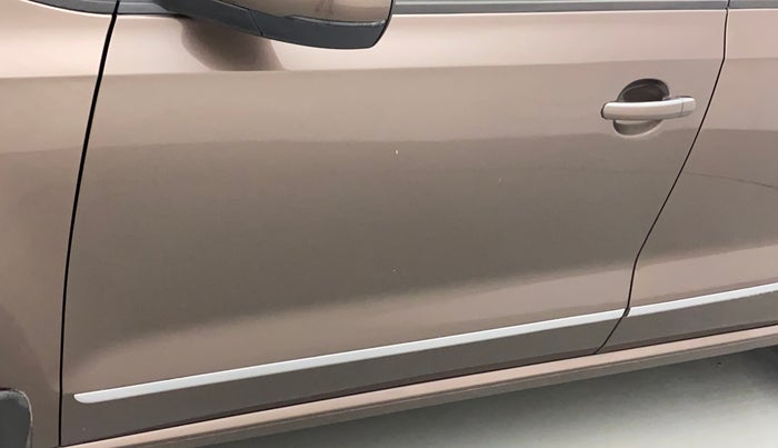 2018 Volkswagen Vento HIGHLINE PLUS 1.5 16 ALLOY, Diesel, Manual, 98,579 km, Front passenger door - Slightly dented