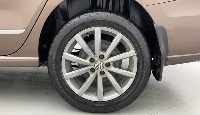 2018 Volkswagen Vento HIGHLINE PLUS 1.5 16 ALLOY, Diesel, Manual, 98,579 km, Left Rear Wheel