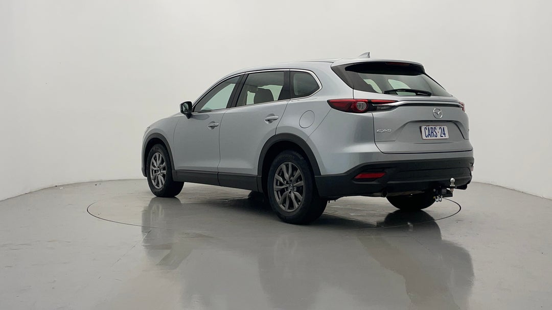 Left Back Diagonal (45- Degree) View